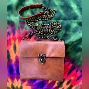 Steve Madden faux leather tan crossover bag metal detail chain